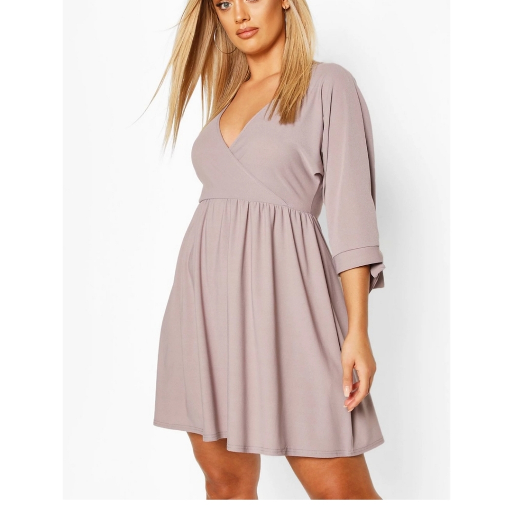 NWT Boohoo Plus Tie Sleeve Wrap Smock Dress